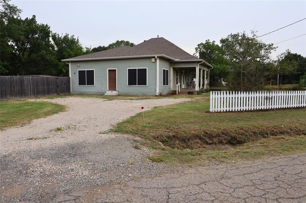 210 Hopkins Property Photo 36
