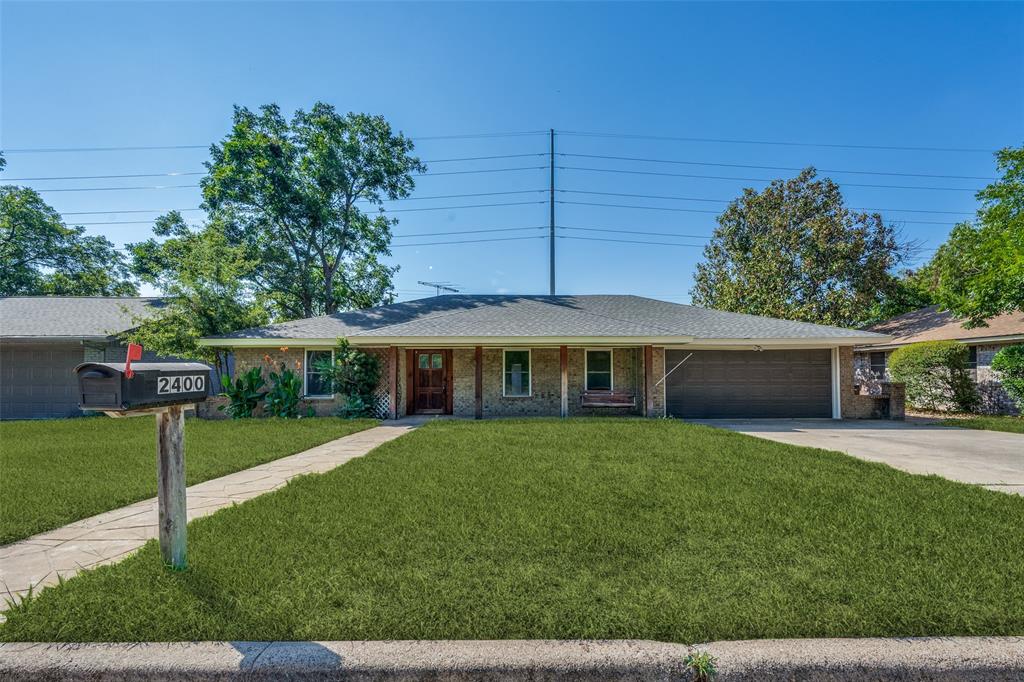 2400 W Lavender Lane Property Photo 1