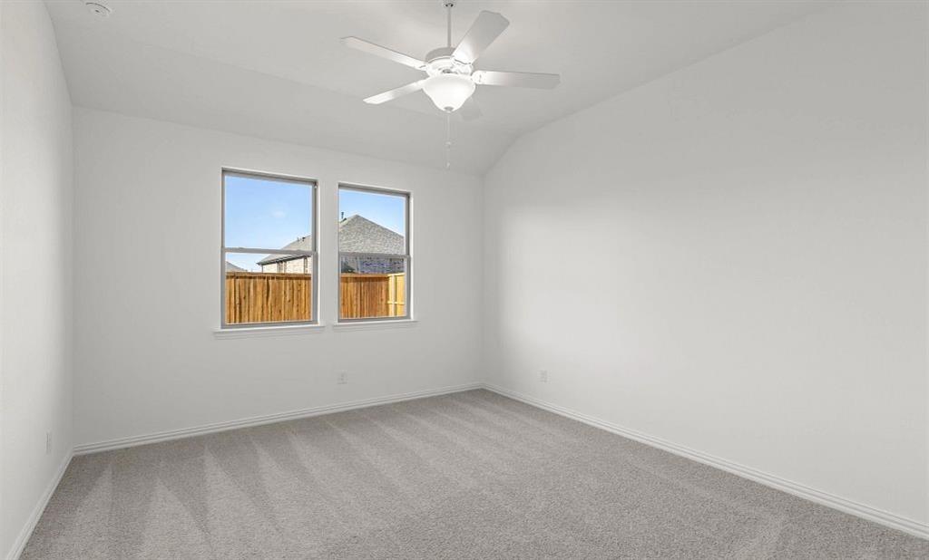 3644 Castle Drive Property Photo 14