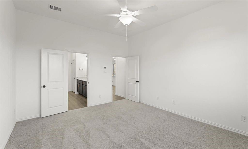 3644 Castle Drive Property Photo 15