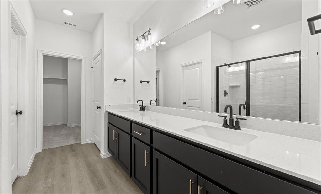 3644 Castle Drive Property Photo 17