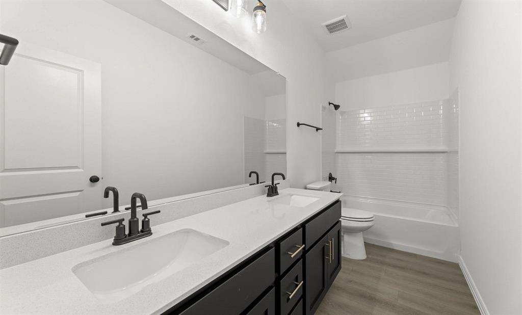 3644 Castle Drive Property Photo 23