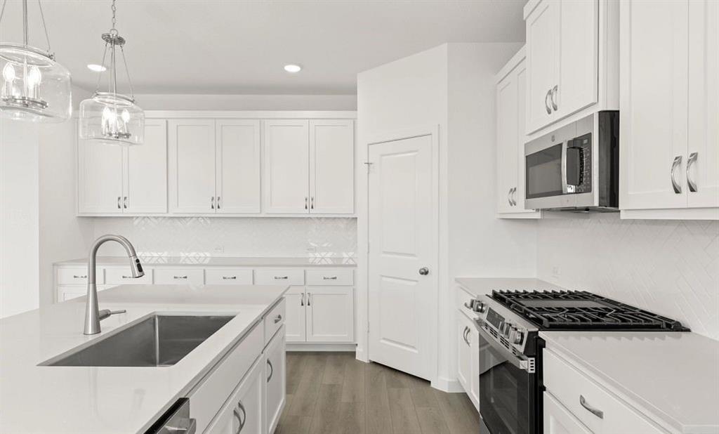 3640 Castle Drive Property Photo 10