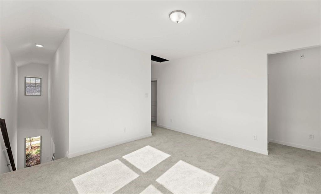 3640 Castle Drive Property Photo 14
