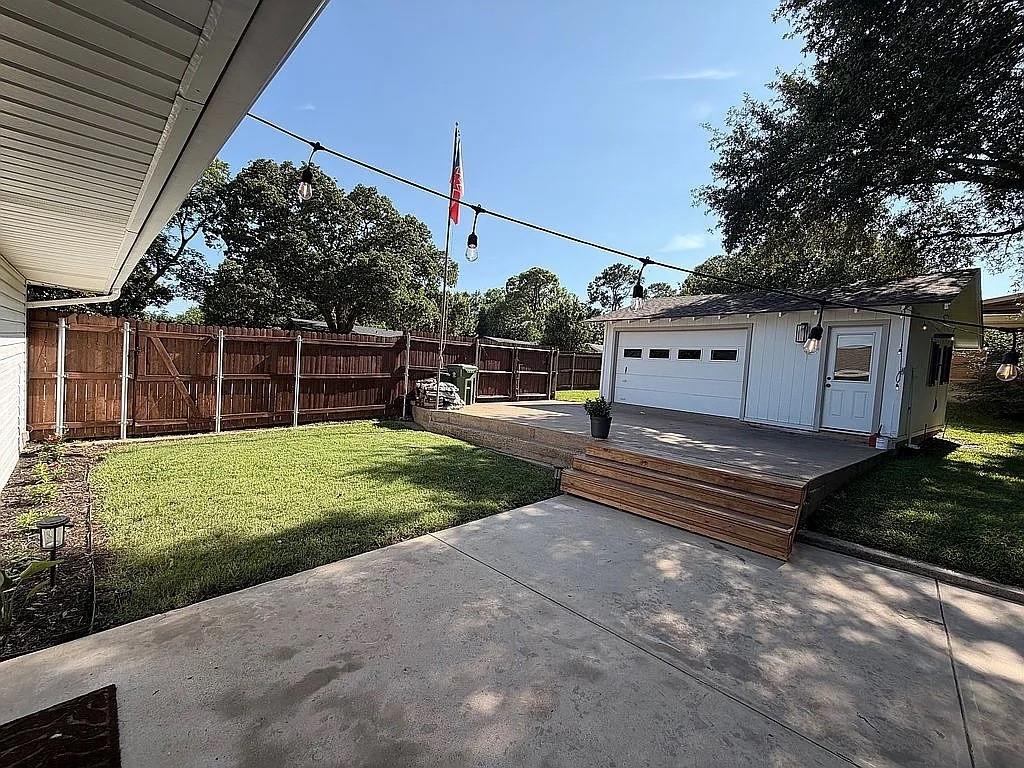 721 Hurstview Drive Property Photo 27