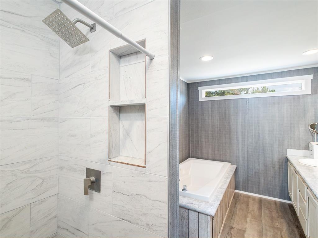 663 Private Road 1098 Property Photo 17