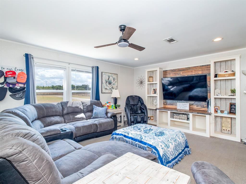 663 Private Road 1098 Property Photo 20
