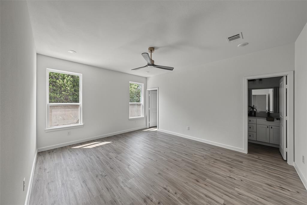 5822 Stonegate Circle Property Photo 9