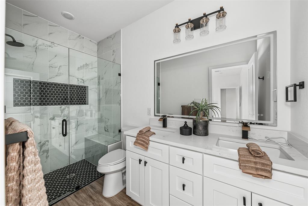5822 Stonegate Circle Property Photo 10