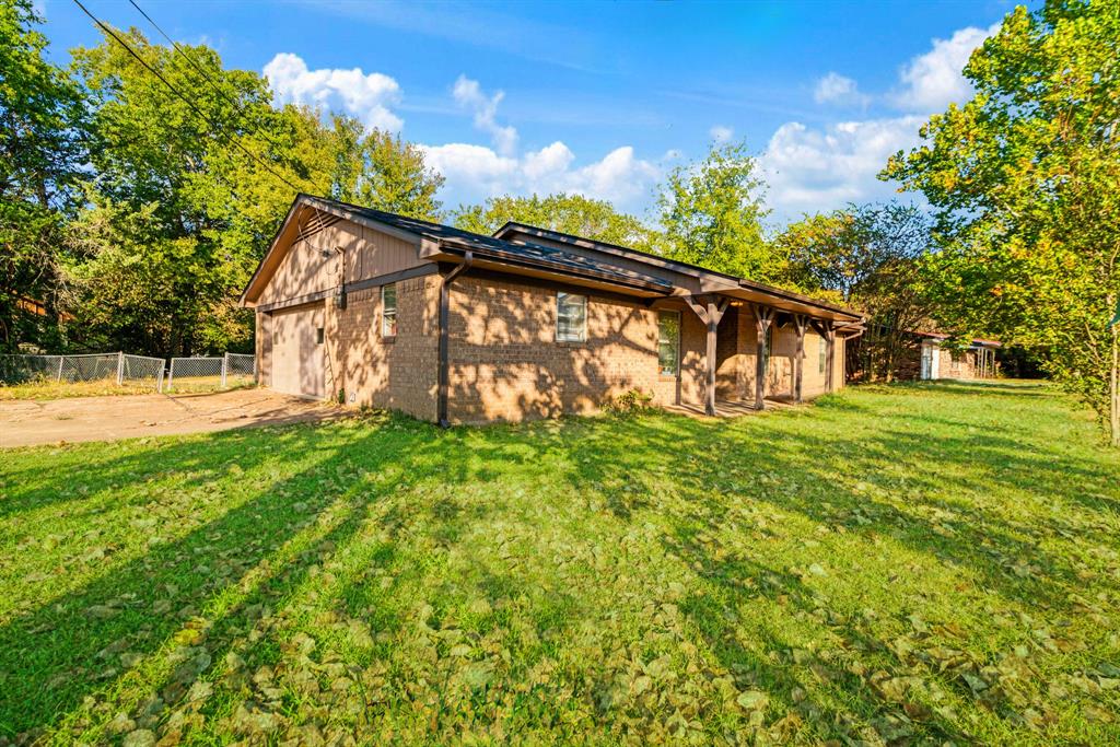 4025 Jefferson Property Photo 1