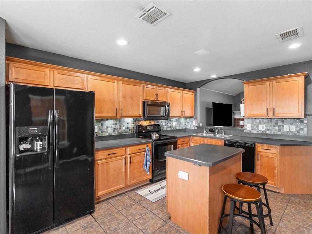 6504 Sierra Madre Drive Property Photo 3