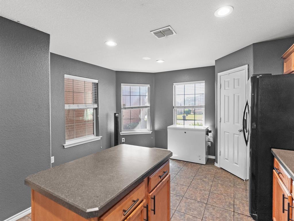 6504 Sierra Madre Drive Property Photo 6