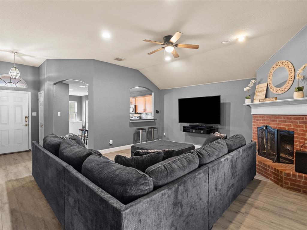 6504 Sierra Madre Drive Property Photo 8