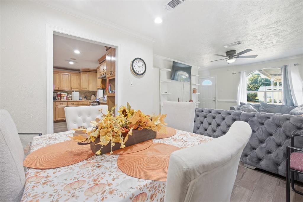 1801 Garden Oaks Drive Property Photo 8