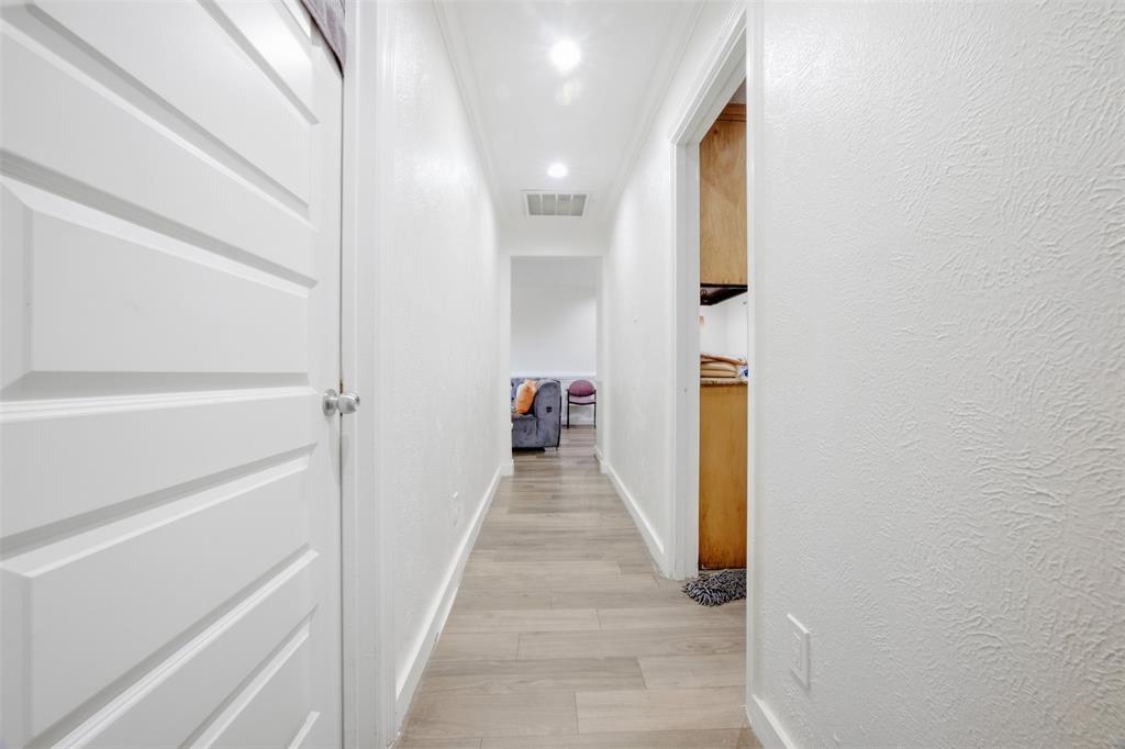 1801 Garden Oaks Drive Property Photo 11