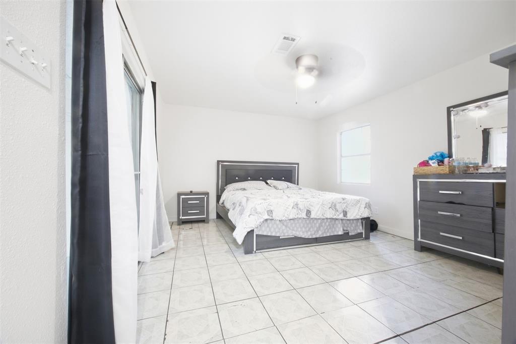 1801 Garden Oaks Drive Property Photo 13