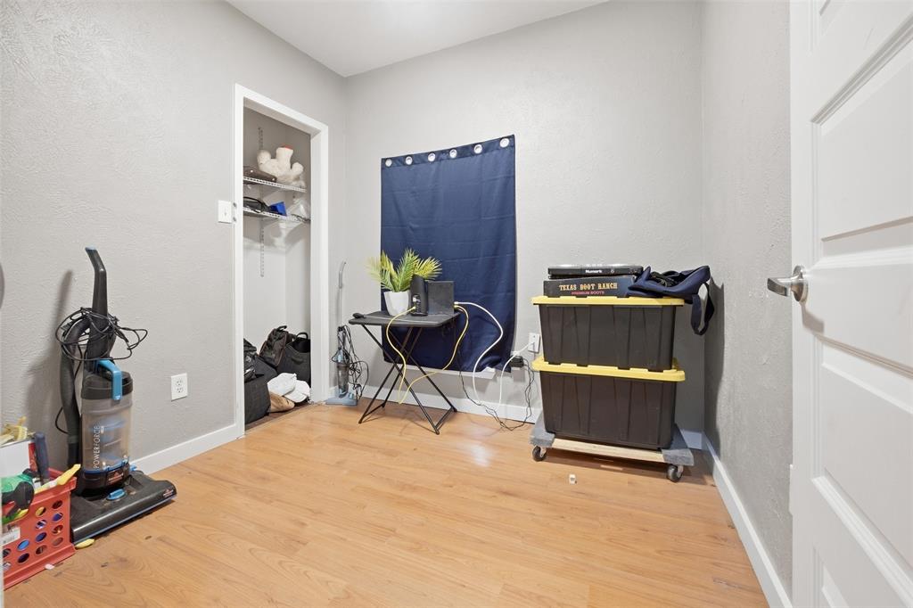 1801 Garden Oaks Drive Property Photo 20