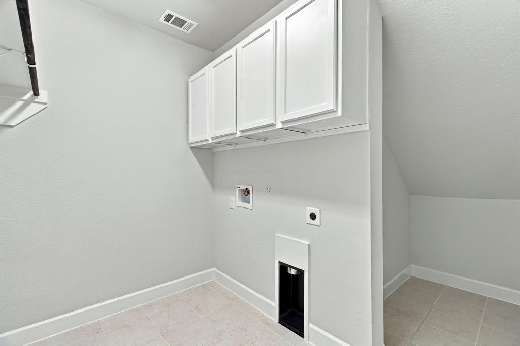 1238 20th Street Property Photo 25