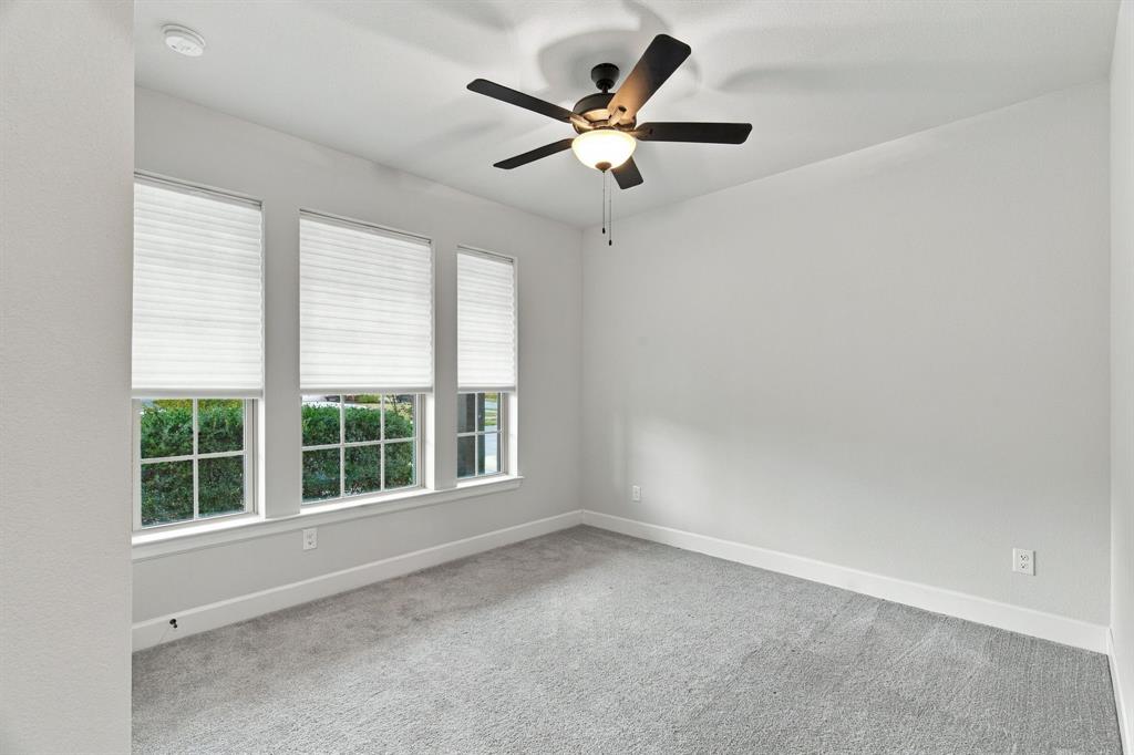 1238 20th Street Property Photo 26