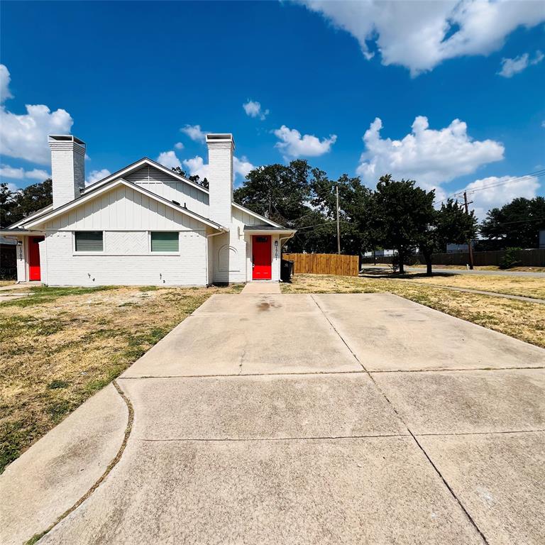 1701 Justin Lyn Street Property Photo 2