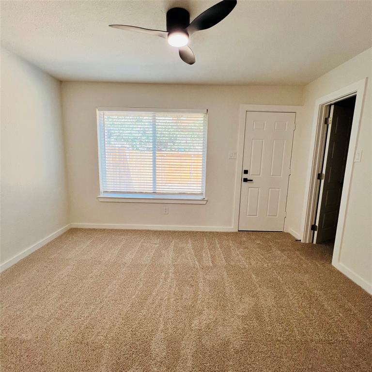 1701 Justin Lyn Street Property Photo 10