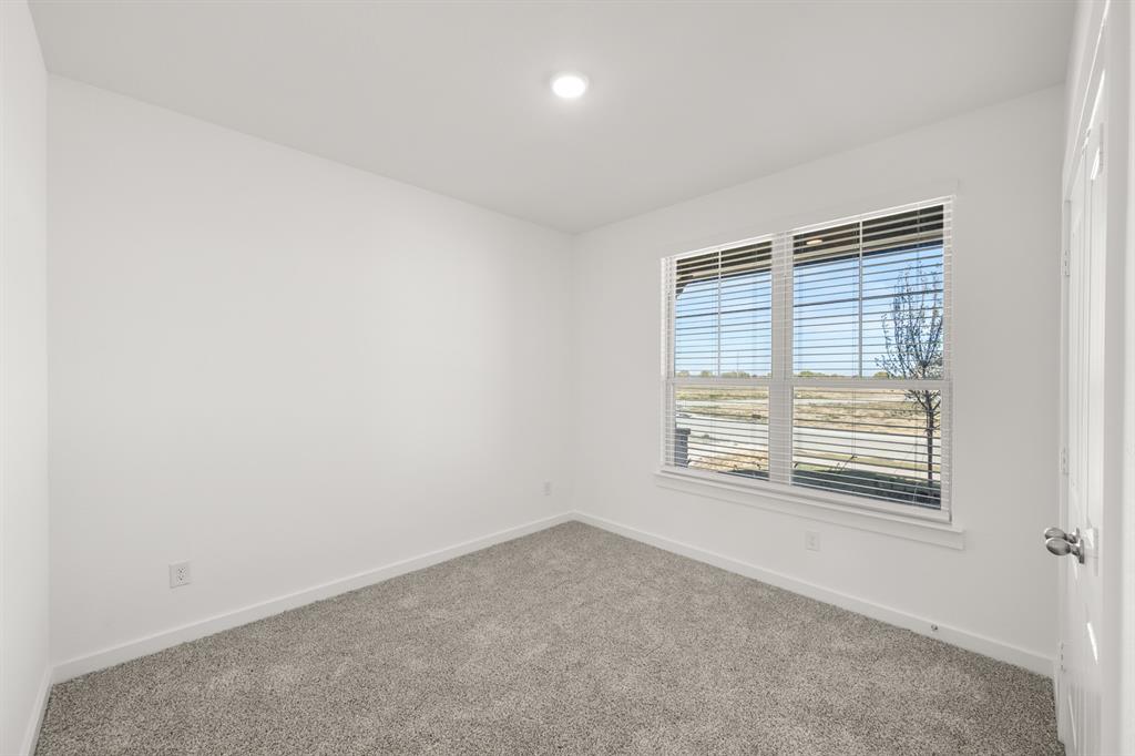 8909 Haste Lane Property Photo 18