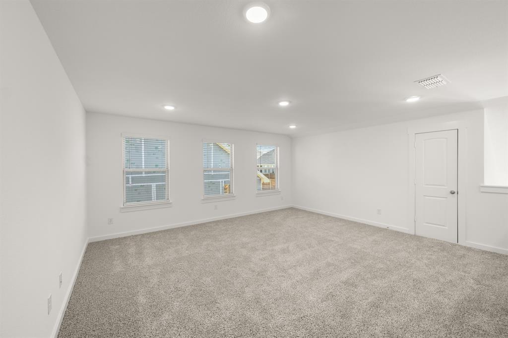 8909 Haste Lane Property Photo 23