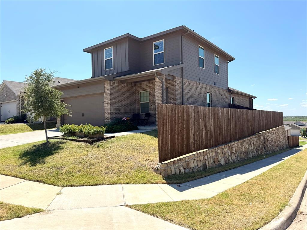 1121 Catalina Lane Property Photo 1