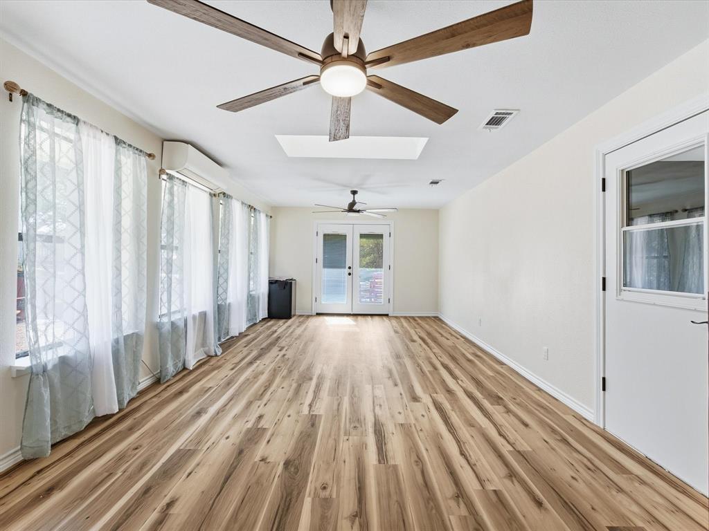 8505 Treetop Court Property Photo 15