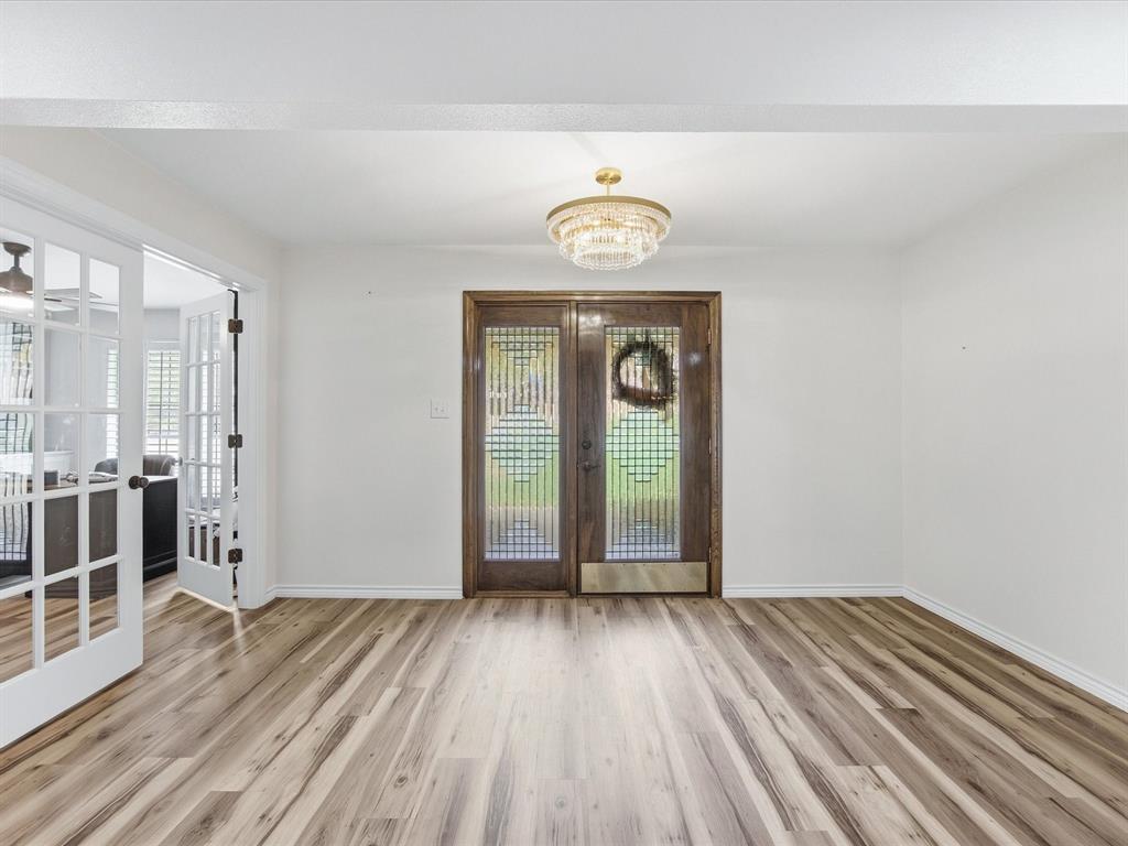 8505 Treetop Court Property Photo 17