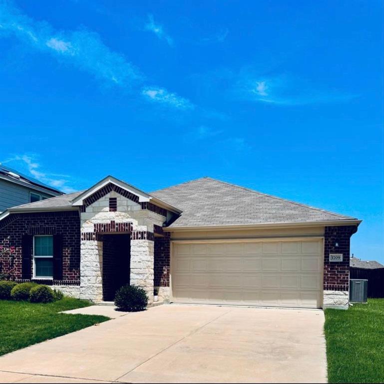 1709 Trace Drive Property Photo 1