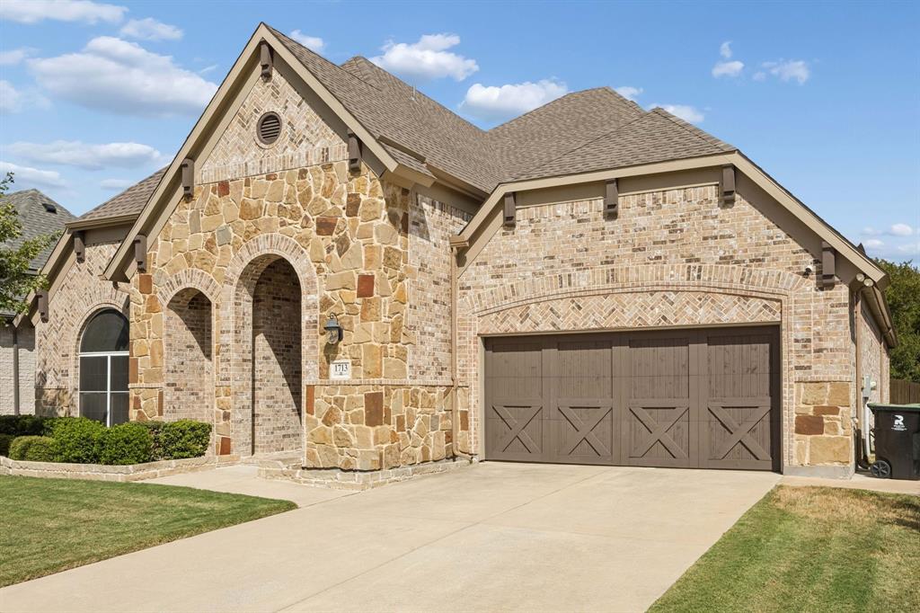 1713 Angus Drive Property Photo 2
