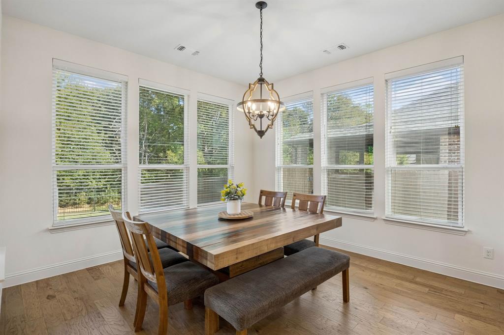 1713 Angus Drive Property Photo 12