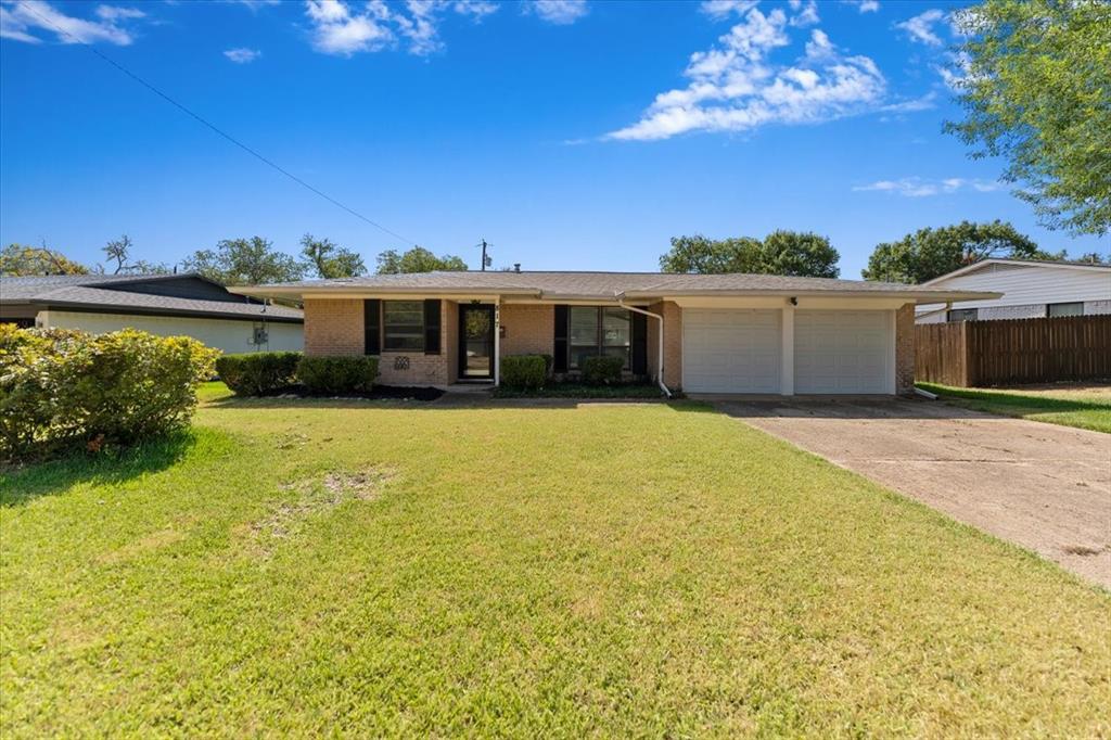 817 Warren Way Property Photo 1