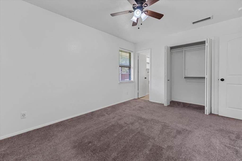817 Warren Way Property Photo 14