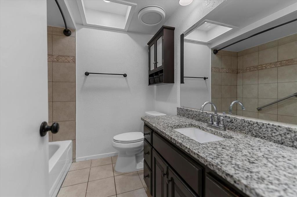 817 Warren Way Property Photo 20