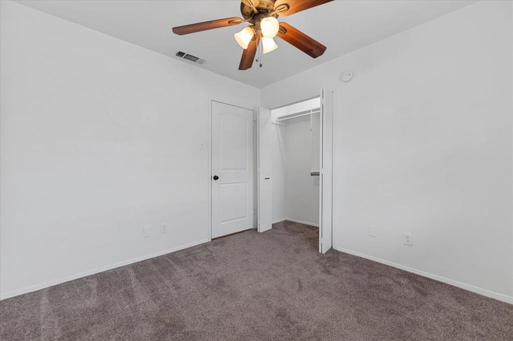 817 Warren Way Property Photo 23
