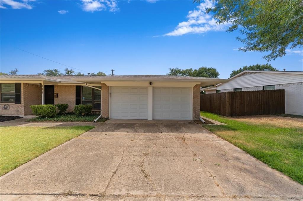 817 Warren Way Property Photo 33
