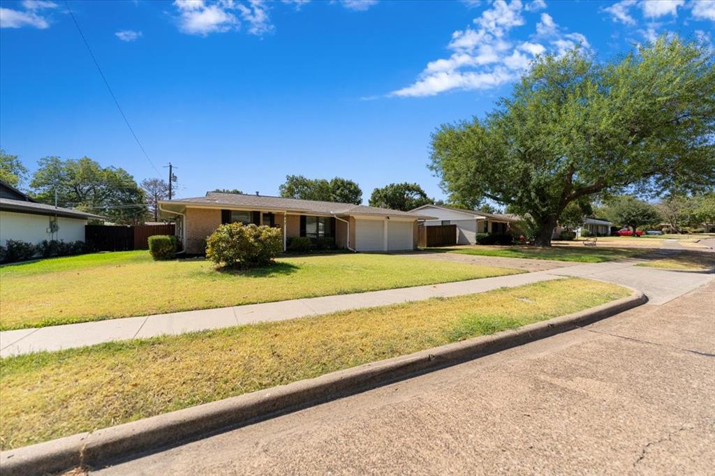 817 Warren Way Property Photo 35