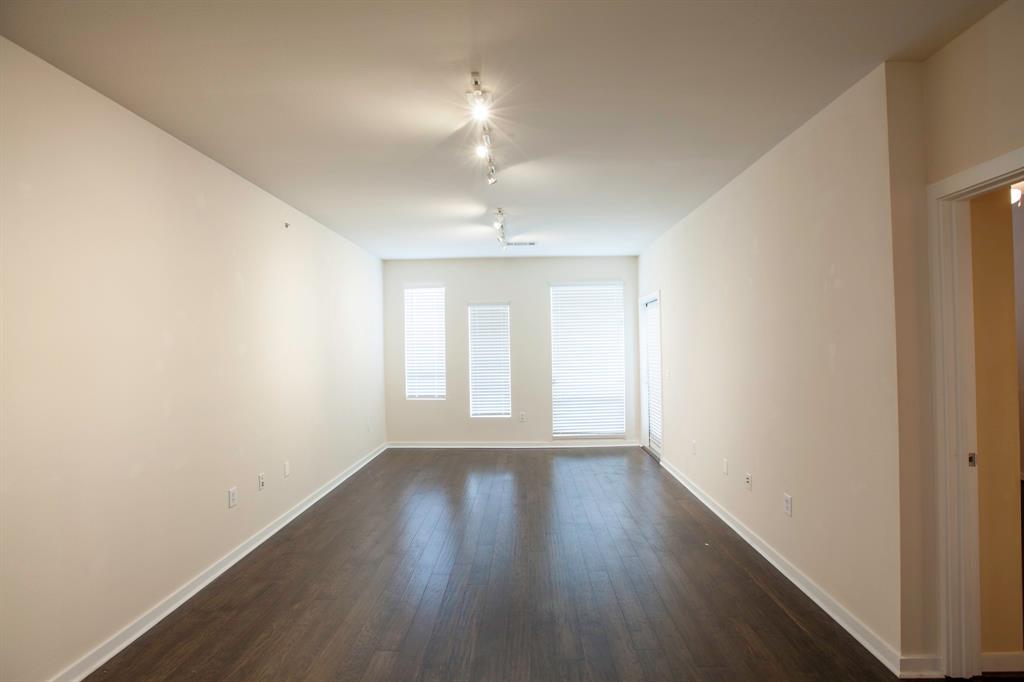 4107 Bowser Avenue 308 Property Photo 12