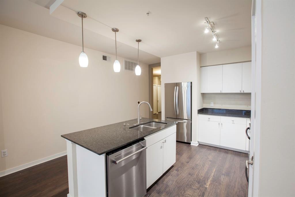 4107 Bowser Avenue 308 Property Photo 16