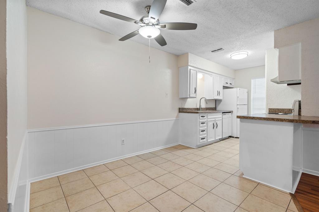 726 E Pecan Street Property Photo 8