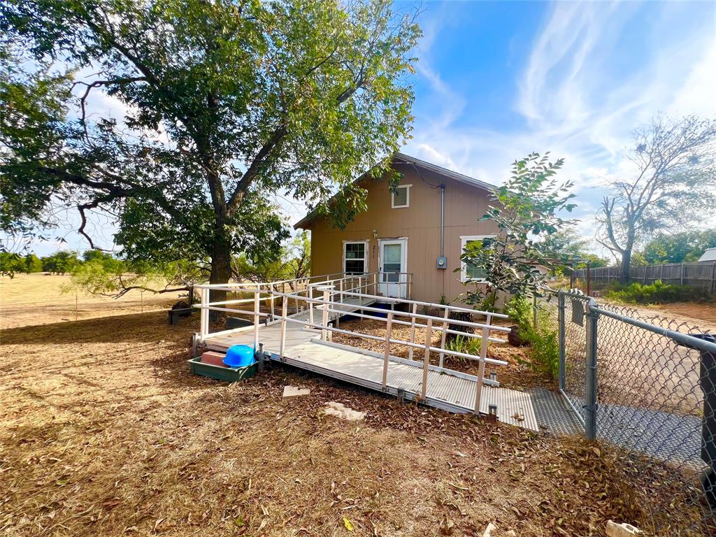 211 Lucas Drive Property Photo 1