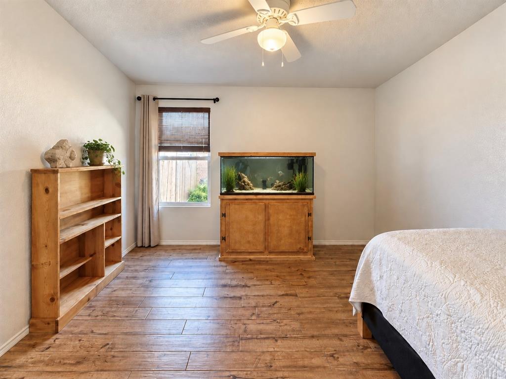 2708 Vasey Oak Drive Property Photo 32