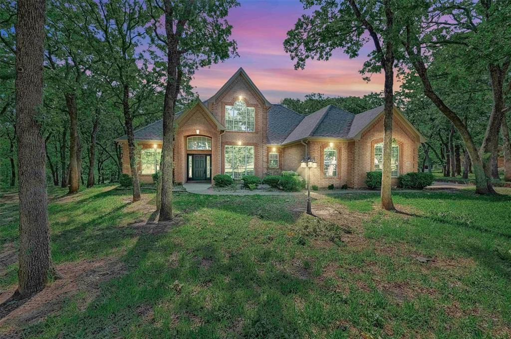 1090 Riley Road Property Photo 5
