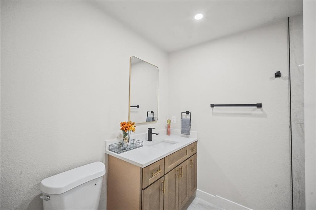 3225 Collins Boulevard Property Photo 16