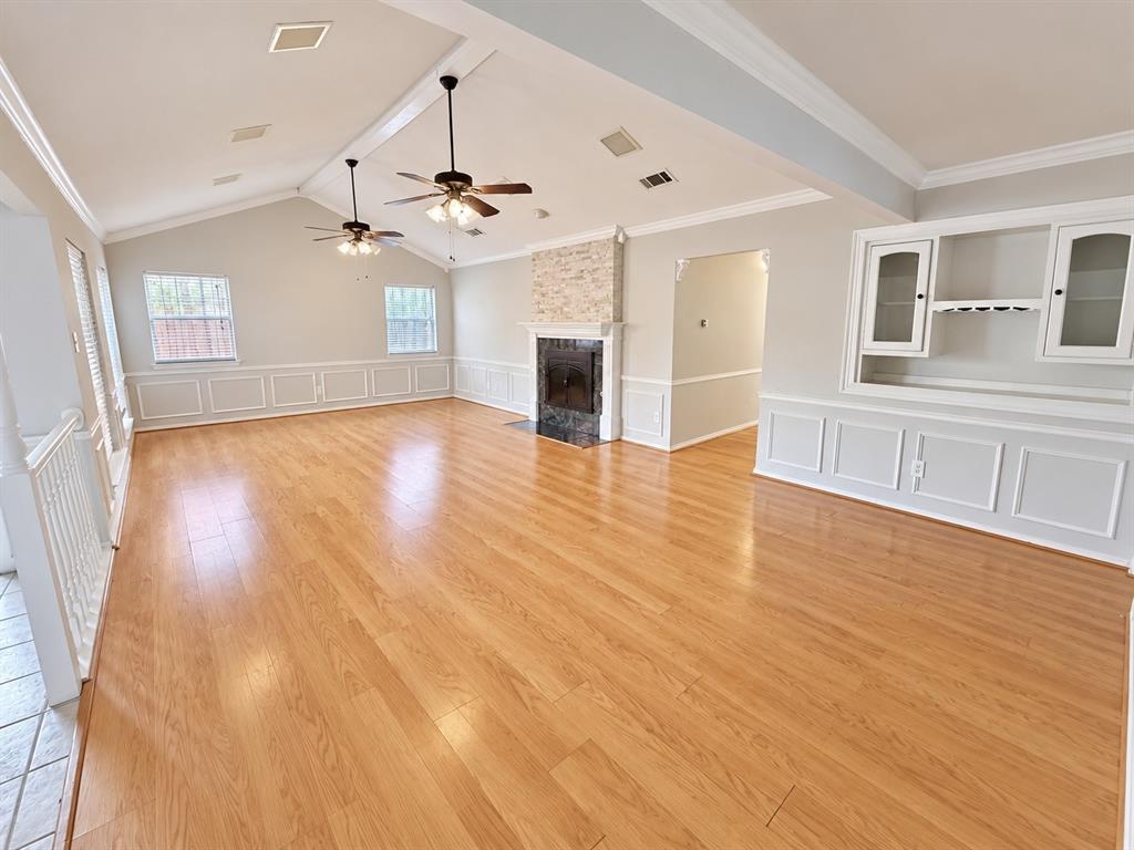 17922 Hillcrest Road Property Photo 3