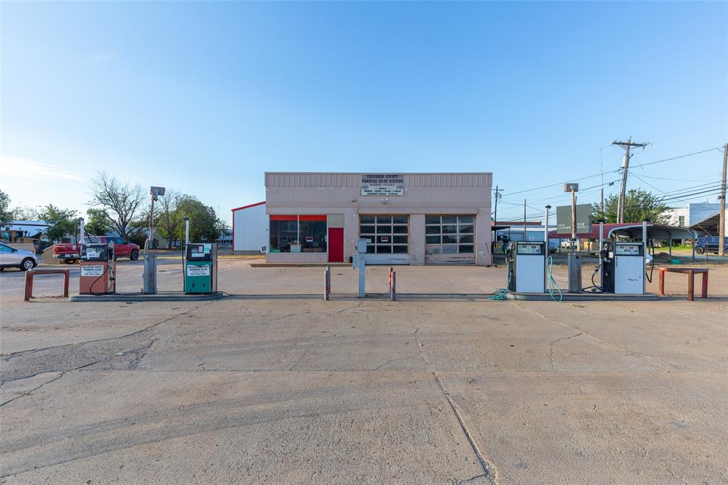 131 E 4th Street Property Photo 1