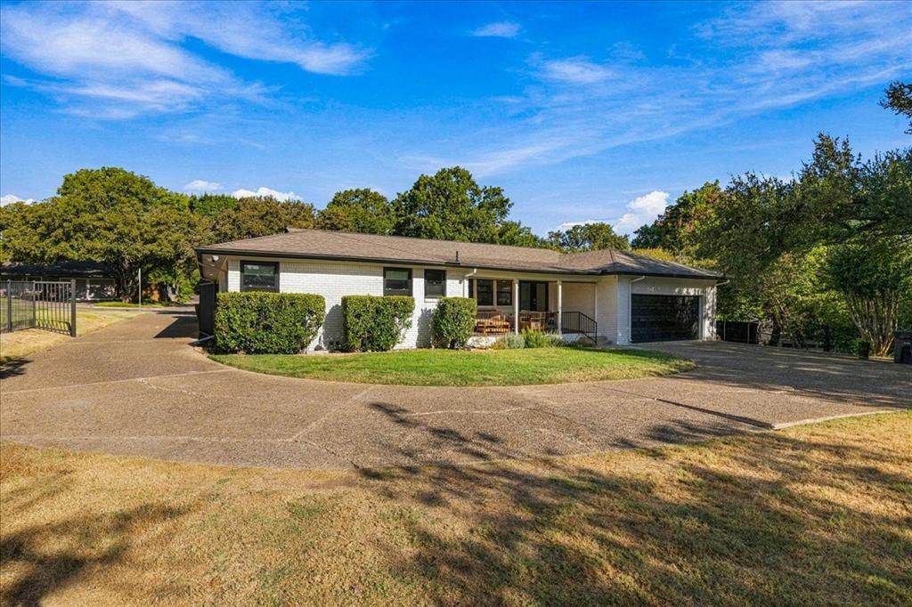 1805 Ems Road Property Photo 11