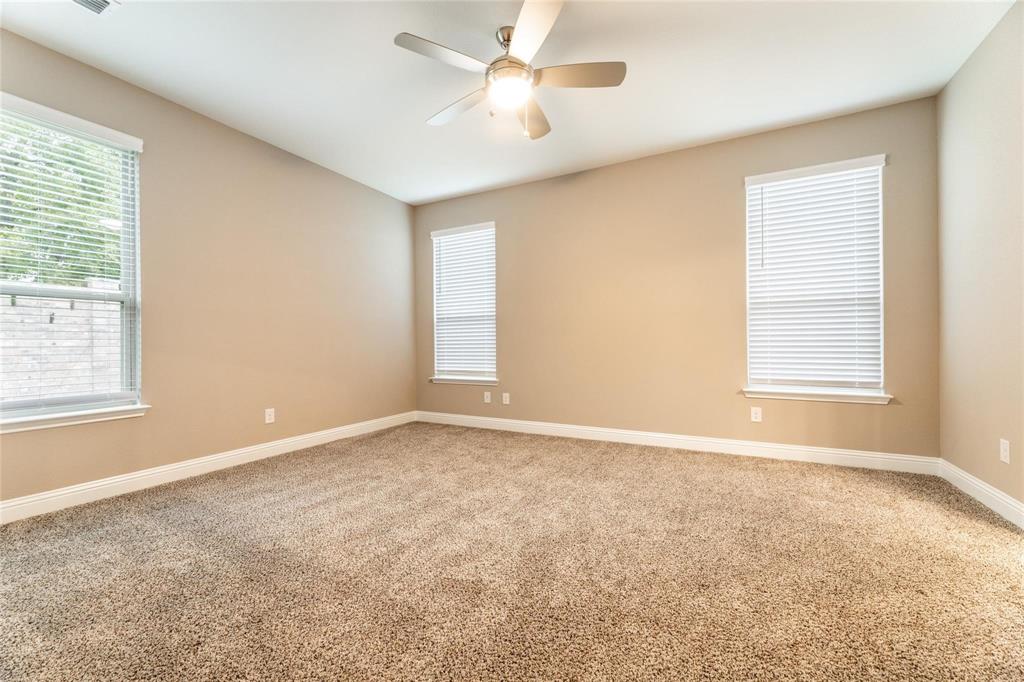 1532 Turf Lane Property Photo 9